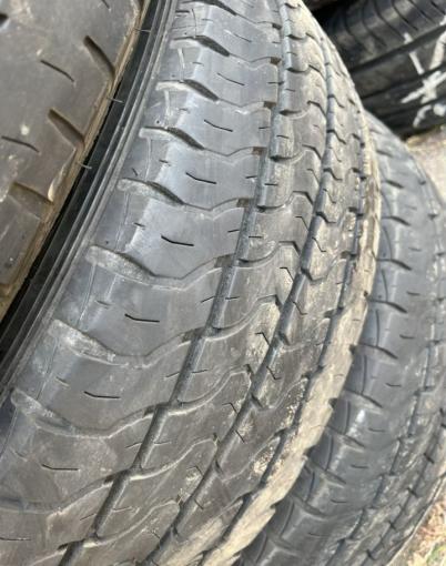 Dunlop EconoDrive 215/65 R16C