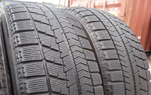 Bridgestone Blizzak VRX 215/60 R16