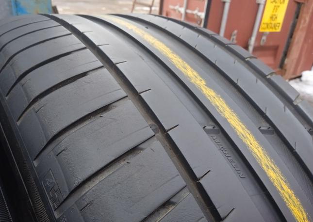 Michelin Pilot Sport 4 SUV 275/50 R21