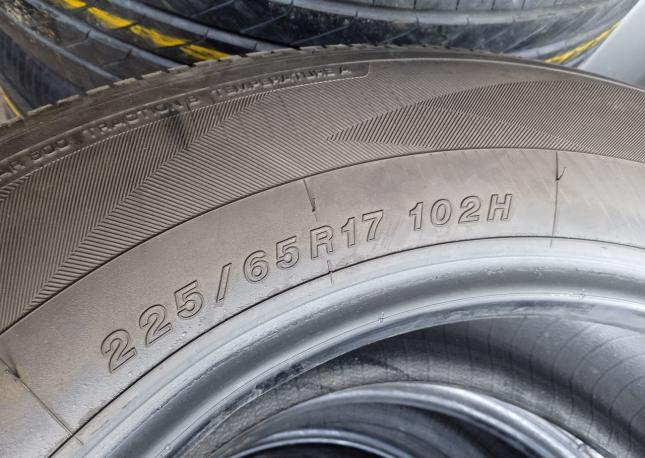 Yokohama Geolandar SUV G055 225/65 R17