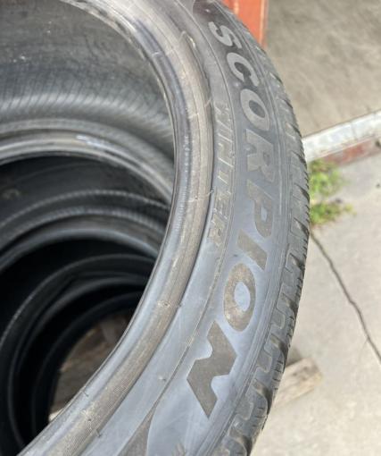 Pirelli Scorpion Winter 325/35 R22