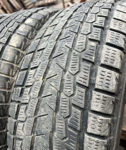 Yokohama Ice Guard G075 215/70 R16