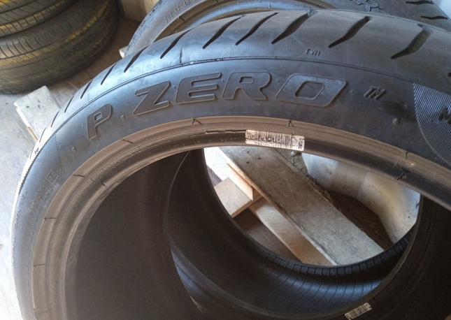 Pirelli P Zero 235/40 R18