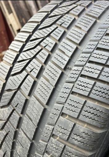 Hankook Winter I&#39;Cept Evo2 W320 255/45 R19