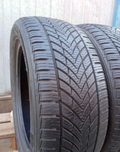 Rotalla Setula 4-Season RA03 195/50 R15