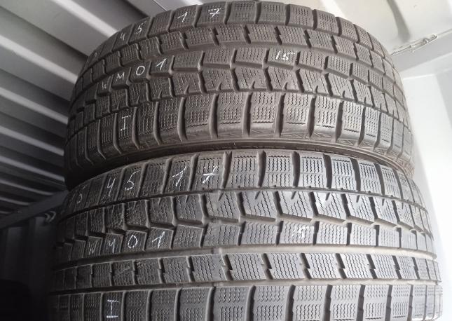 Dunlop Winter Maxx WM01 215/45 R17