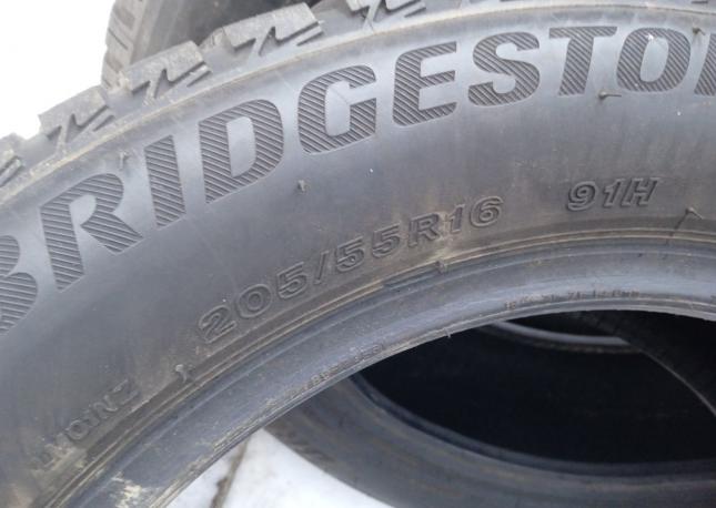 Bridgestone Blizzak LM-001 Evo 205/55 R16