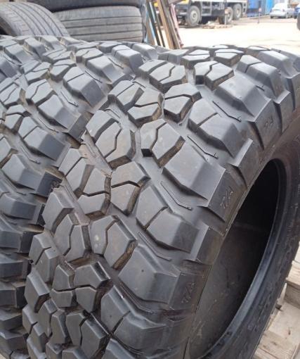Bfgoodrich Mud-Terrain T/A KM2 255/75 R17