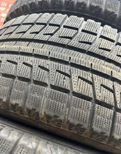 Bridgestone Blizzak RFT 255/50 R19