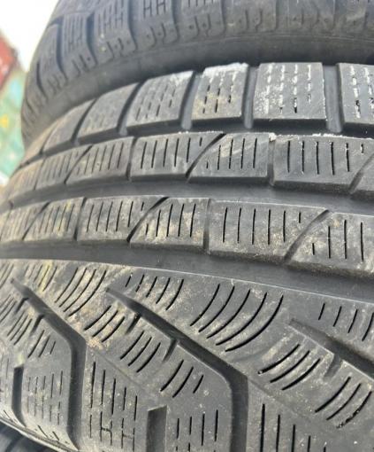 Pirelli Winter Sottozero 210 Serie II 235/50 R19