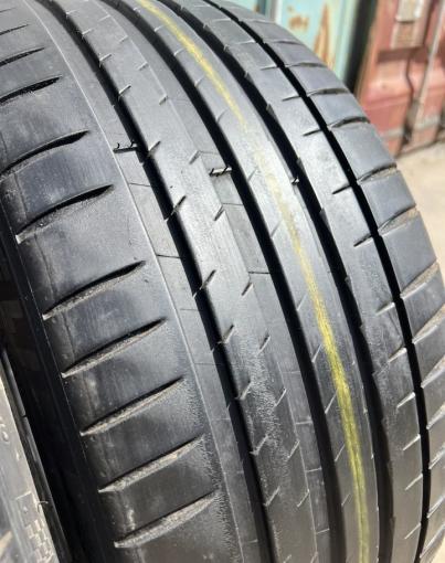 Michelin Pilot Sport 4 245/40 R20