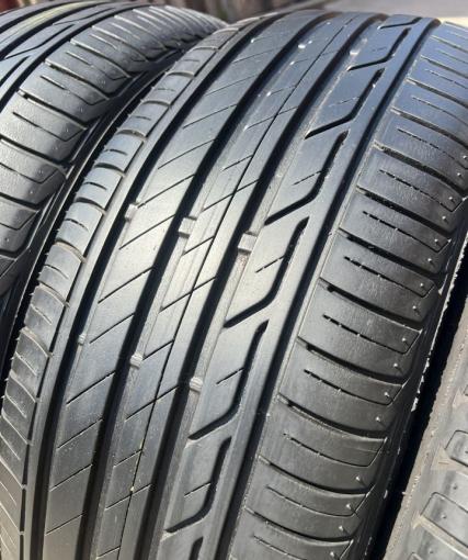 Bridgestone Turanza T001 215/60 R16