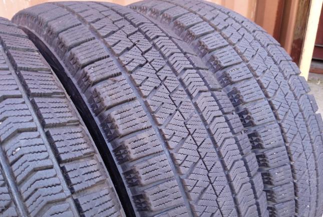 Bridgestone Blizzak VRX2 185/65 R15