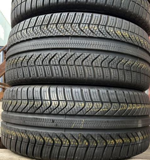 Pirelli Cinturato All Season Plus 245/45 R18