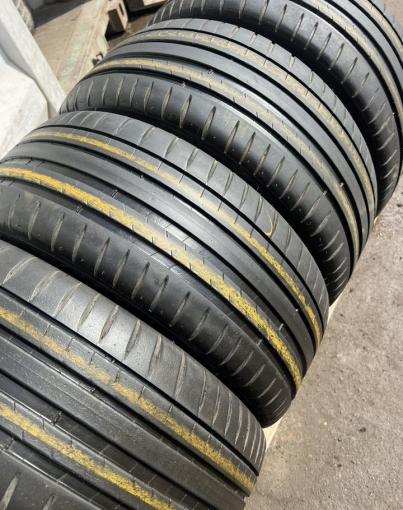 Michelin Pilot Sport 4 225/40 R18