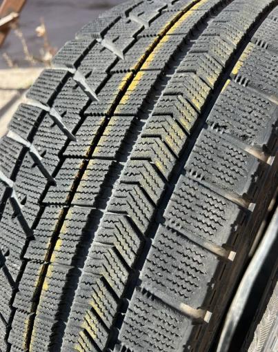 Bridgestone Blizzak VRX 245/40 R19