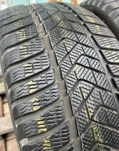 Pirelli Winter Sottozero 3 255/35 R21