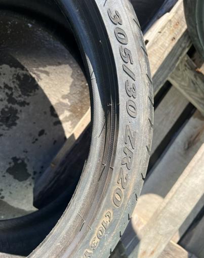 Pirelli P Zero 305/30 R20