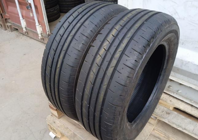 Bridgestone Playz PX-RV II 215/60 R16