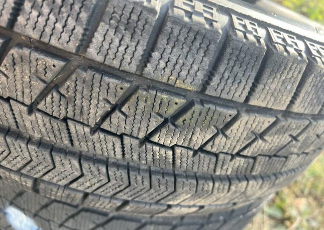 Bridgestone Blizzak VRX 185/65 R15