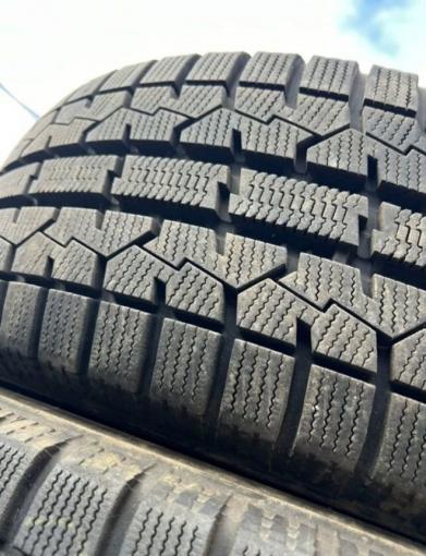 Toyo Observe Garit GIZ 205/55 R16