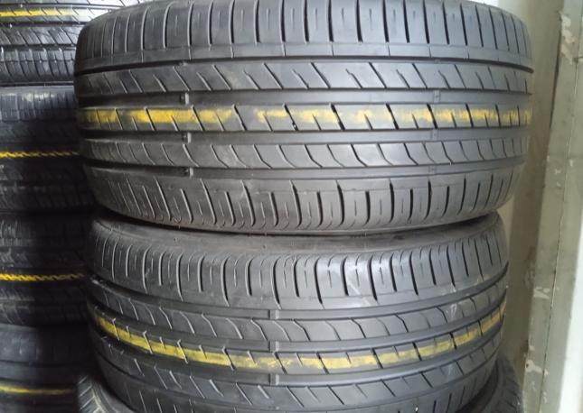 Nexen N&#39;Fera SU1 255/35 R20