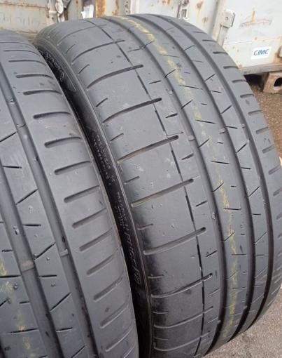 Pirelli P Zero Corsa 245/35 R19