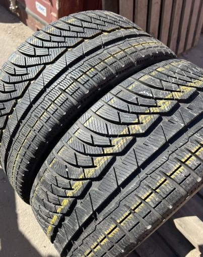 Michelin Pilot Alpin 4 235/35 R19