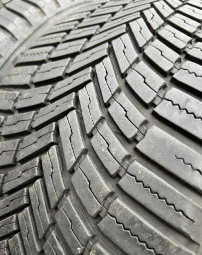 Bridgestone Weather Control A005 225/45 R18