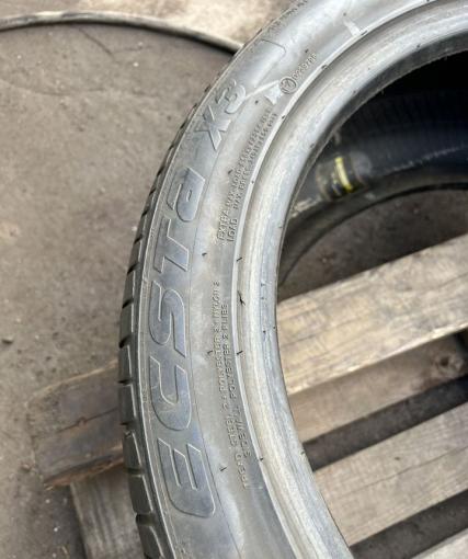 Kumho Ecsta X3 KL17 275/40 R20