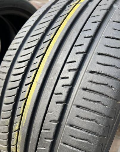 Yokohama Advan dB V552 245/45 R18