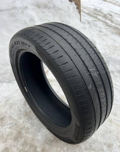 Pirelli P Zero 275/45 R21