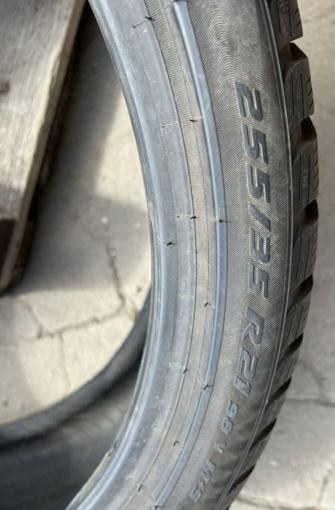 Pirelli Winter Sottozero 3 255/35 R21