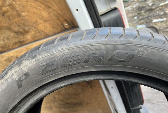 Pirelli P Zero 275/35 R21