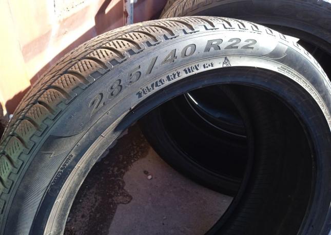 Pirelli Scorpion Winter 285/40 R22 и 325/35 R22