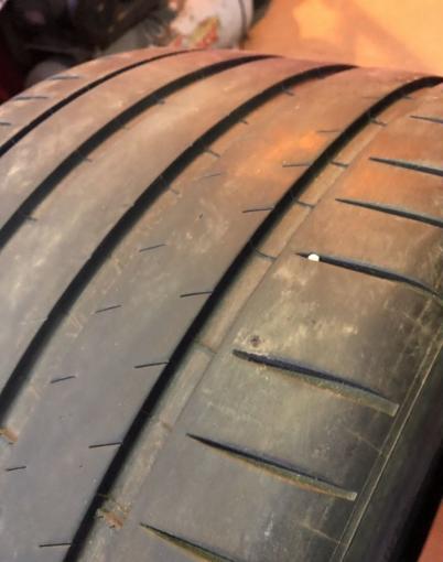 Michelin Pilot Sport 4 325/30 R21