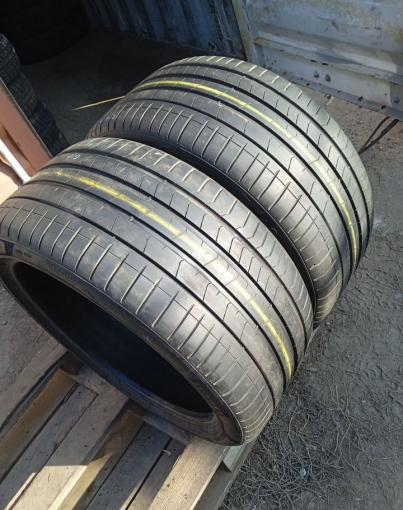 Pirelli P Zero PZ4 315/35 R21