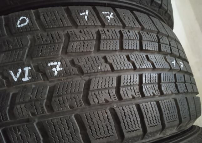 Goodyear Ice Navi 7 215/50 R17