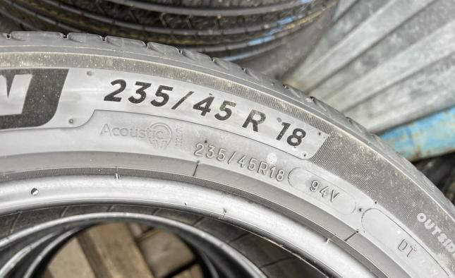 Michelin Primacy 4 235/45 R18