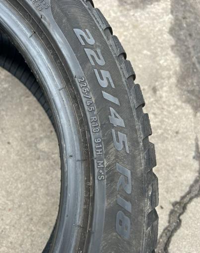 Pirelli Winter Sottozero 3 225/45 R18