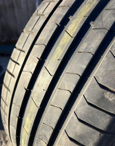 Pirelli P Zero PZ4 245/40 R19