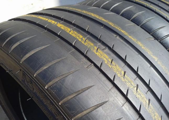 Michelin Pilot Sport Cup 2 245/35 R20