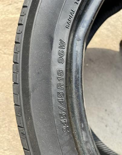 Yokohama Advan dB V552 245/45 R18