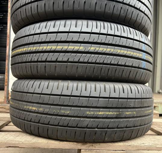 Dunlop Enasave EC204 215/60 R16