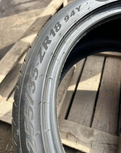 Pirelli P Zero 255/35 R18