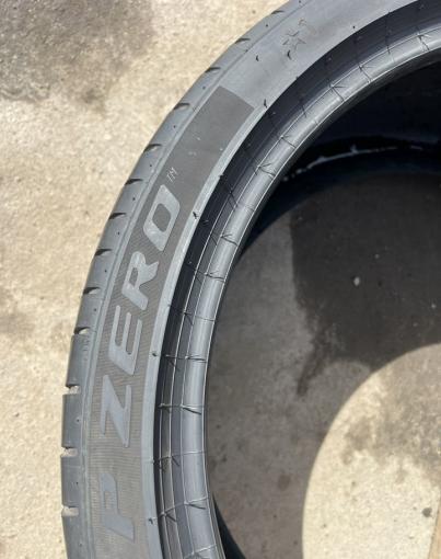 Pirelli P Zero PZ4 315/30 R22