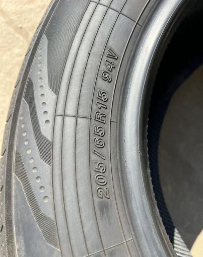 Yokohama BluEarth RV-03 205/65 R15