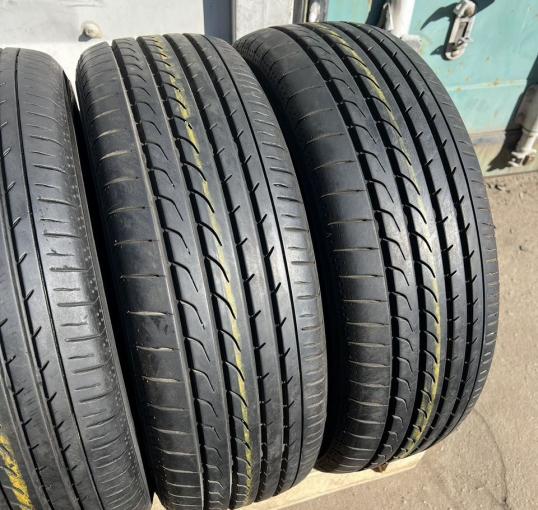 Yokohama BlueEarth RV02 195/65 R15