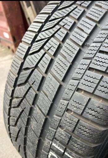 Hankook Winter I&#39;Cept Evo2 W320 255/45 R19