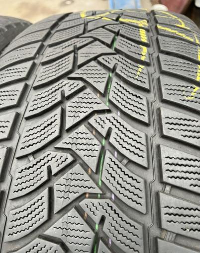 Dunlop Winter Sport 5 255/45 R18